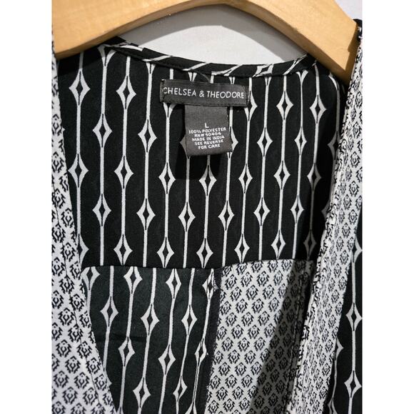 Chelsea & Theodore Women’s Black & White Geometric Open Front Long Vest – Size L - Picture 7 of 9